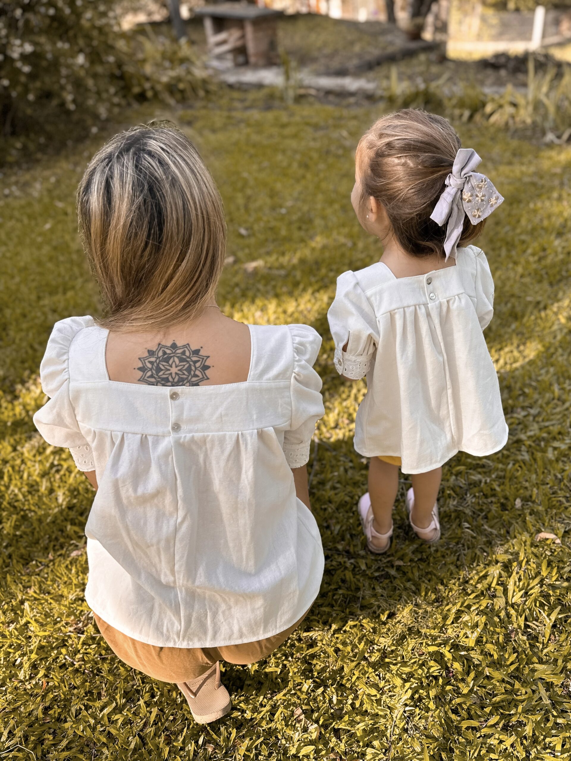 Blusa Cisne Niña – Ciervos & Cerezos