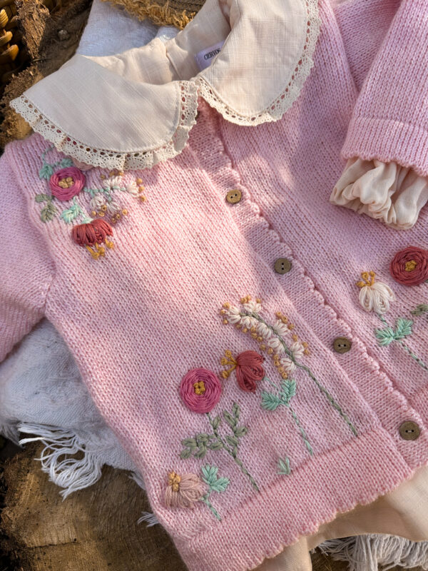 Cárdigan Flores Silvestres Rosa - Image 3