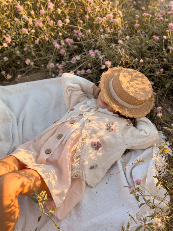 Cárdigan Rosal de Hija - Image 9