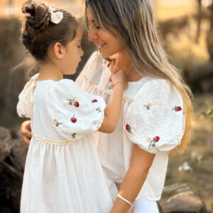 Blusa Fresas Mom