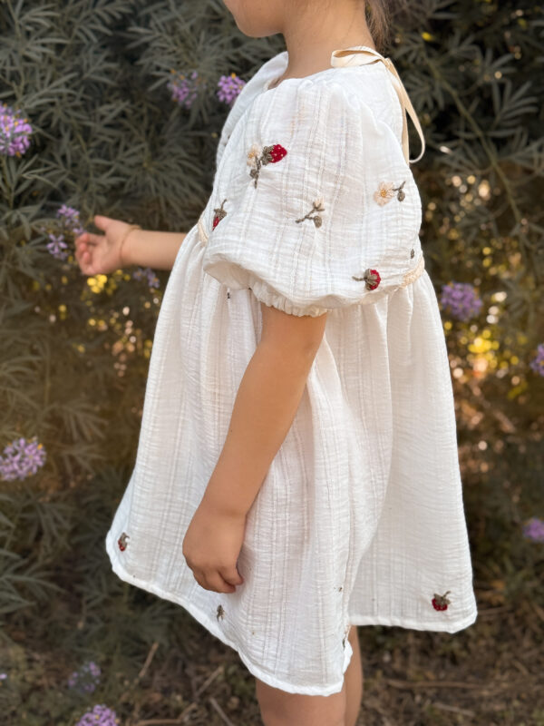 Vestido Fresas de Niña - Image 10