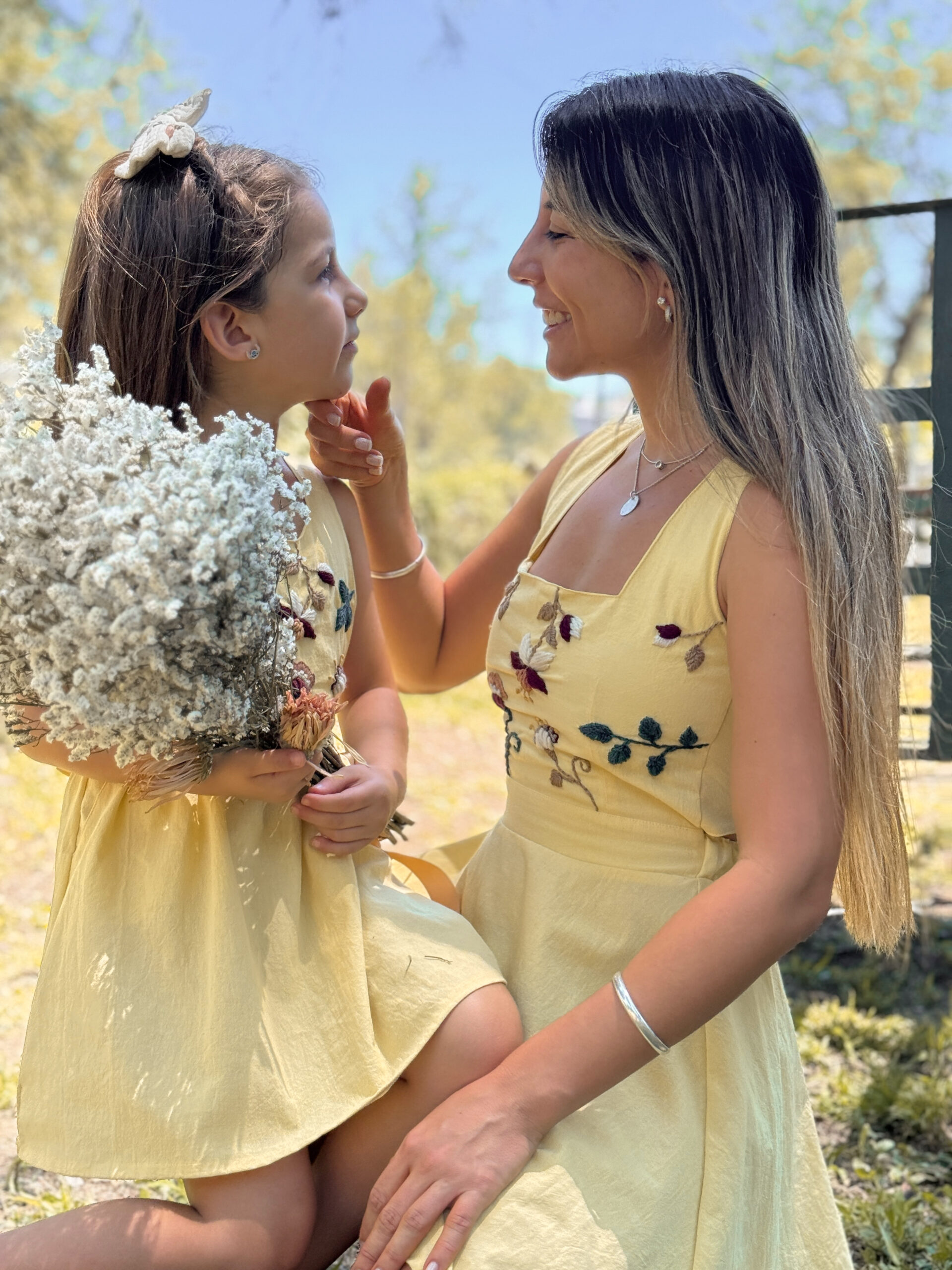 Vestido Sol de Hija - Image 10