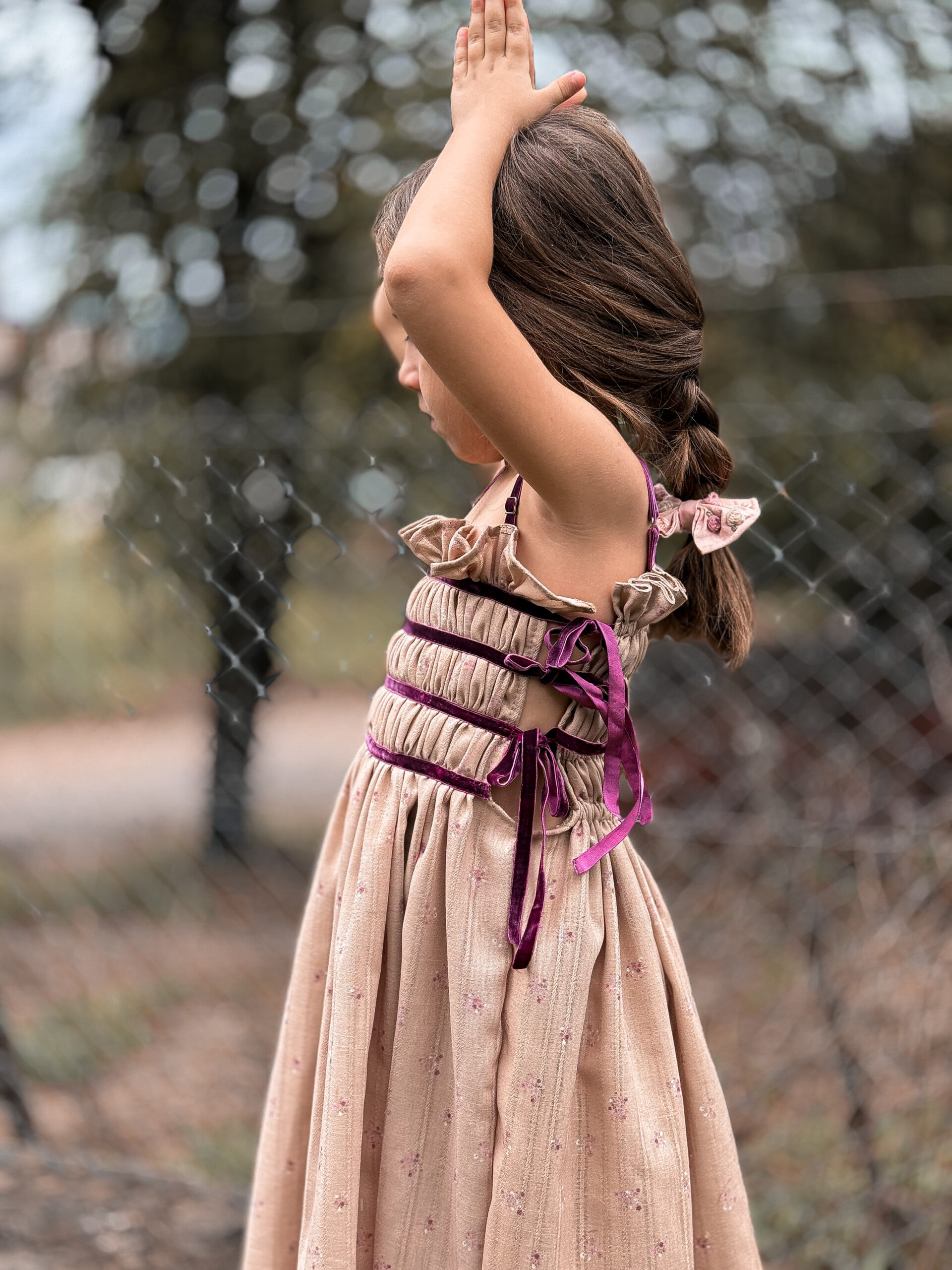 Vestido Orquídea Burgundy de Hija - Image 11