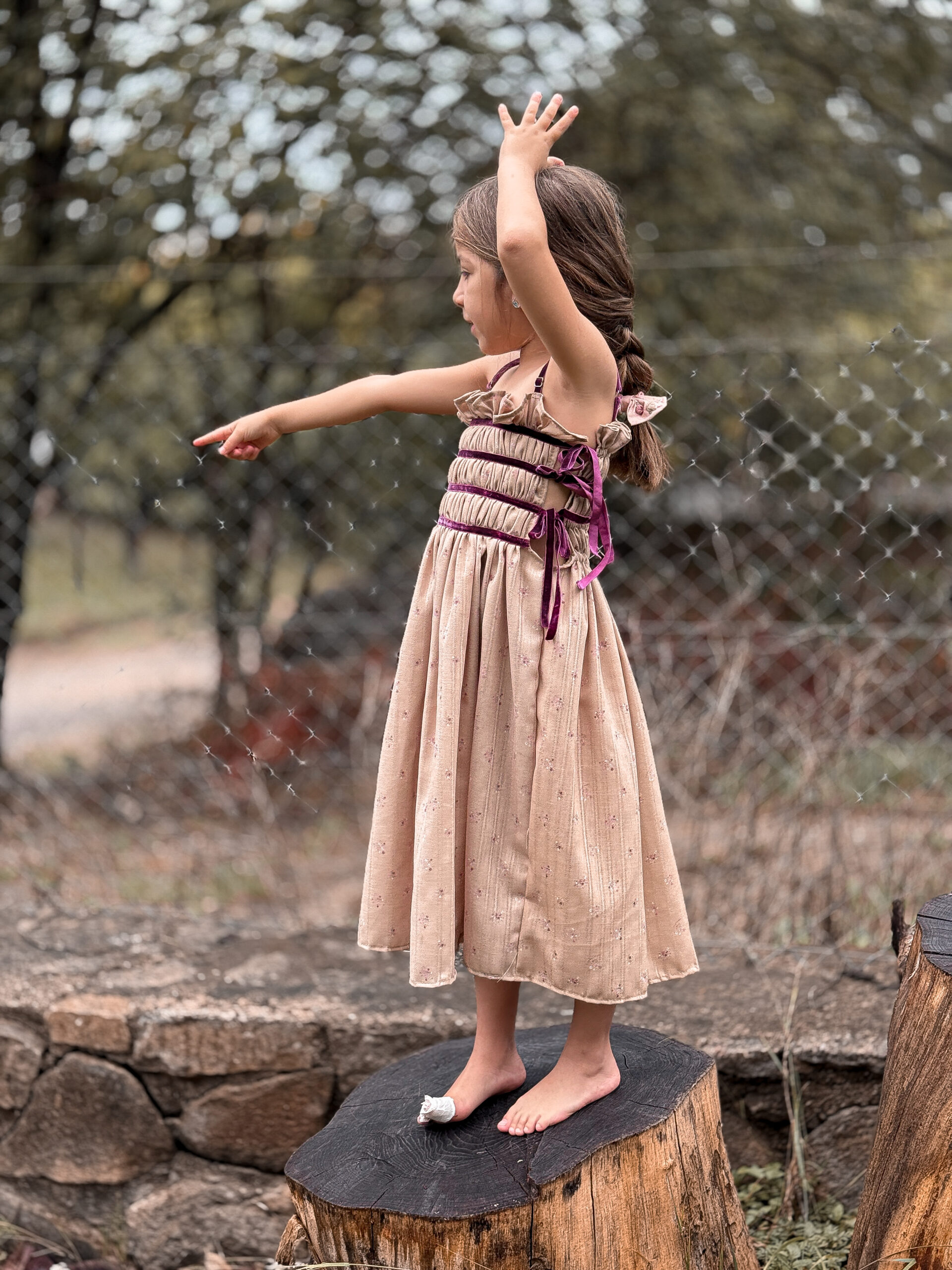 Vestido Orquídea Burgundy de Hija - Image 8
